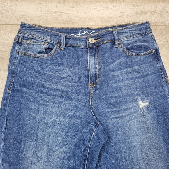 INC Straight Leg Cropped Distressed Jeans Size 12 - Picture 6 of 9